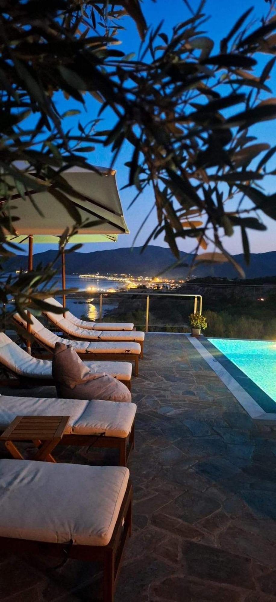 Sarti Thea Hotell Exteriör bild